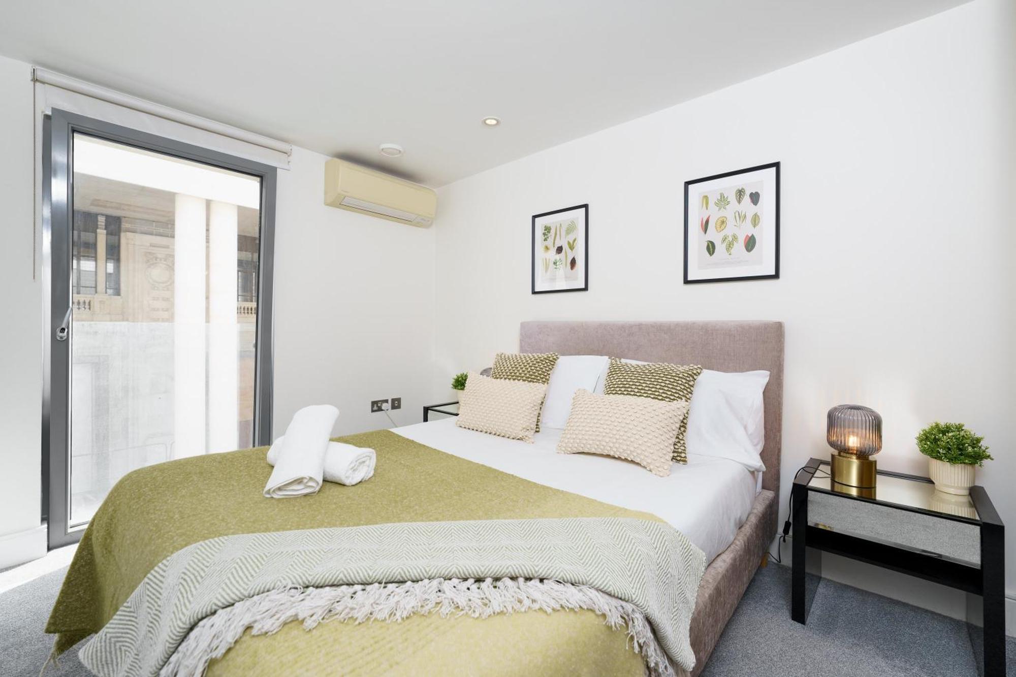 Modern 3 Bed 2 Bath Apartment Hyde Park ลอนดอน ภายนอก รูปภาพ